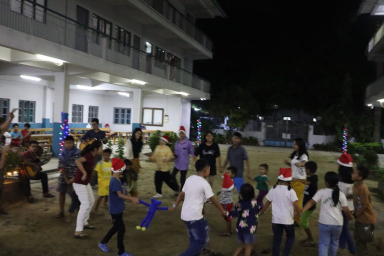 2022 Dec-23 Sunday School Christmas Caroling